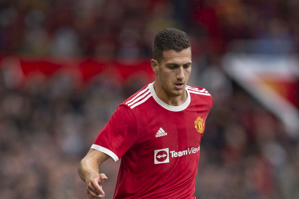 Diogo Dalot To Stay At Man United This Summer