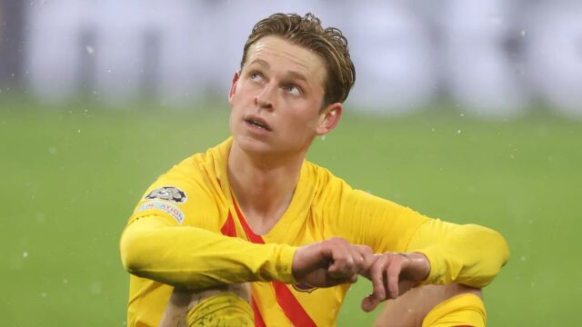 Barcelona Threaten Legal Action Over Frenkie De Jong Contract